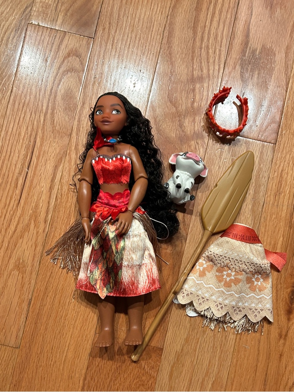 Disney Moana Doll with Red and Brown Outfit and Accessories